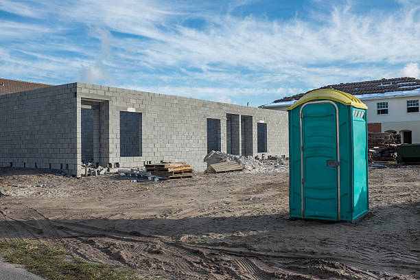 Porta potty delivery and setup in Baywood, NY